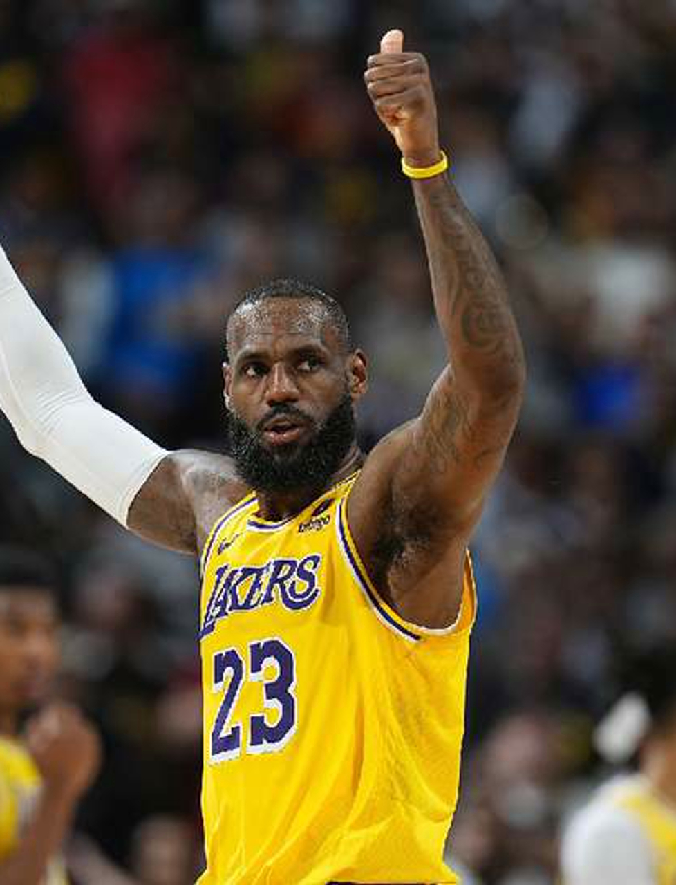  今晨NBA总决赛传出新动向，尼斯伤情更新，管理层表态——球迷炸锅，更衣室氛围转暖