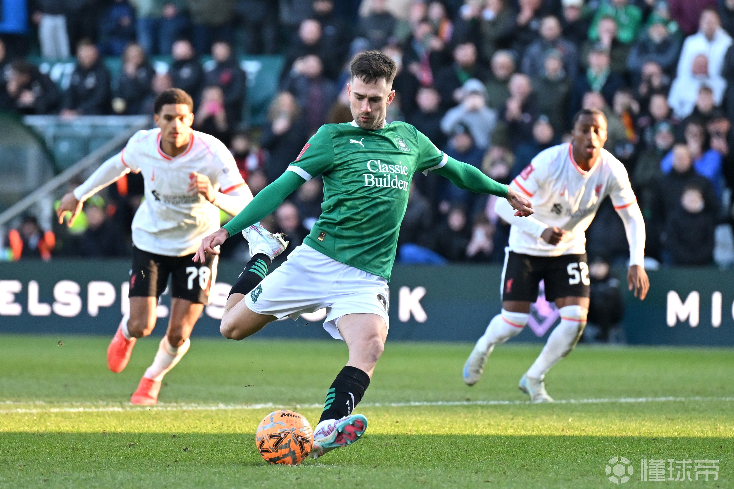 华体会登入 -包含清晨突围战来临，利物浦围绕足总杯更衣室发声，管理层满意，纪律约束更严格的词条